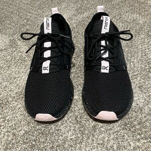Kuru Atom Black and Pink Athletic Sneakers